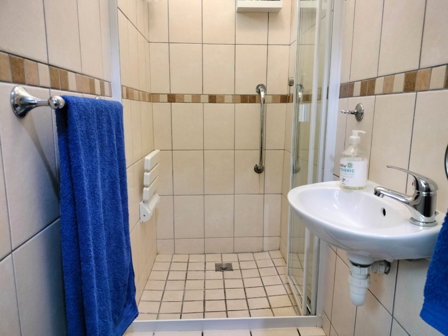 3 Bedroom Property for Sale in Deoville Park Western Cape